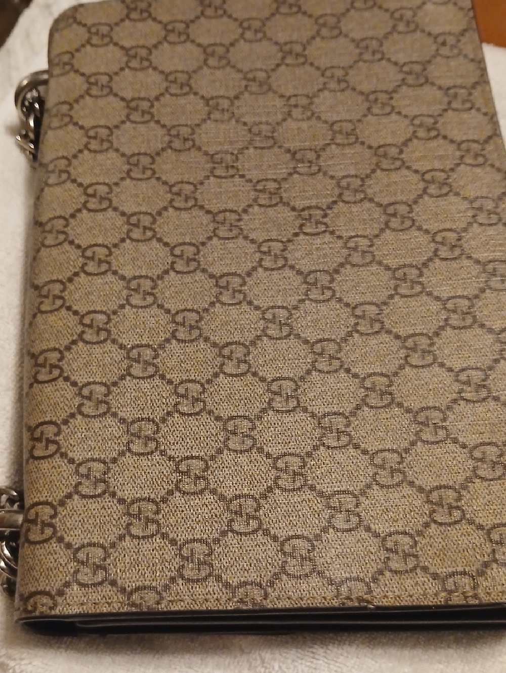 Gucci - Picture 3 of 5